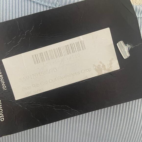 Pretty Little Thing Blue Ribbed Cut Out Cropped Top Size 4 NEW - Picture 4 of 5